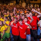 La plaza estalla durante el pregón
