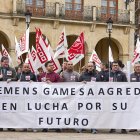 Empleados de Siemens Gamesa participando en la manifestación del 1º de Mayo.