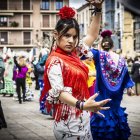 La Plaza Mayor fue el escenario para bailar sevillanas