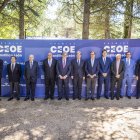 Foto de familia de los empresarios galardonados en la XXXII edición de los premios CEOE Castilla y León.