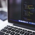 La ciberdelincuencia engloba diferentes delitos como el de acoso o pornografía.