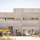 Obras de construcción de la nueva fábrica de Maheso en el PEMA este verano.