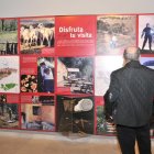 Paneles expositivos en la Casa del Parque del Sabinar de Calatañazor y la Fuentona de Muriel en una imagen de archivo.