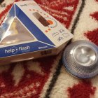 Una baliza V16 geolocalizable.