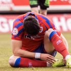 Un jugador del Numancia, durante un partido de 2025.