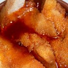 Textura y sencillez: el pan absorbe el caldo especiado, esencia de la auténtica sopa castellana.