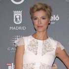 Cristina Urgel, nominada al Goya 2026, en un evento previo en Madrid donde destacó por su estilo elegante y presencia en la industria audiovisual.