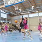 El equipo femenino del CSB durante un partido en el San Andrés.