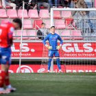 Iván Martínez muestra su decepción tras encajar uno de los goles de la Sarriana.
