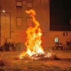 La localidad soriana de Valdanzo celebró este jueves su tradicional luminaria.
