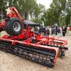 La feria regresa a La Arboleda con la habitual presencia del campo pero también de alimentación, motor o artesanía.