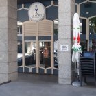 Fachada de la cafetería La Lord.