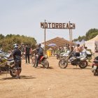 Participantes en el Motorbeach en la mañana de este domingo.