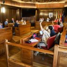 Momento de la votación de la ZBE con el voto favorable de los socialistas.