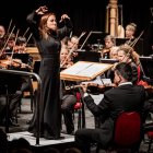 La Orquesta estuvo magistralmente dirigida por Joana Carneiro