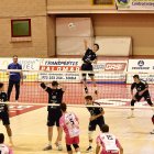 El Grupo Herce logró ante San Sadurniño su primera victoria de la temporada en Los Pajaritos.