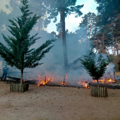 Imagen del incendio en el chiringuito de la Playa Pita de Soria.