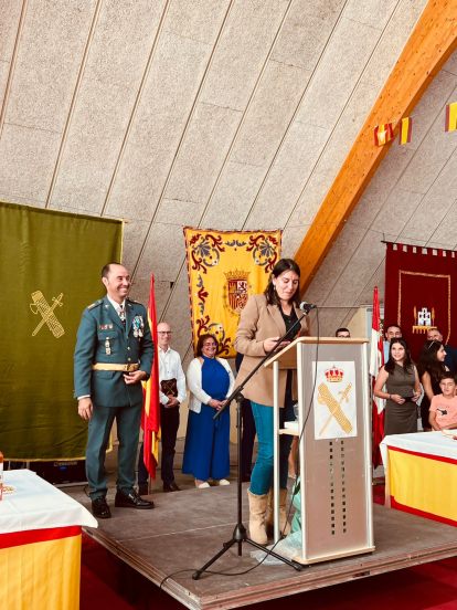 Celebración de la Guardia Civil en el día de la Virgen del Pilar en San Esteban.