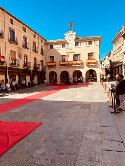 Celebración de la Guardia Civil en el día de la Virgen del Pilar en San Esteban.