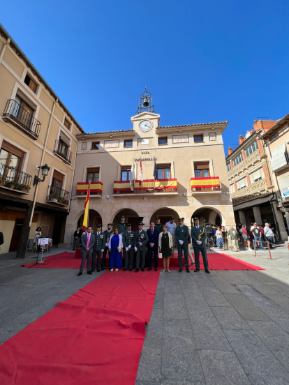 Celebración de la Guardia Civil en el día de la Virgen del Pilar en San Esteban.