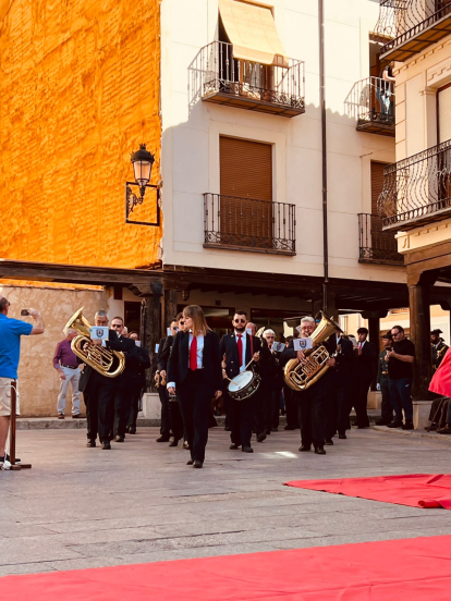 Celebración de la Guardia Civil en el día de la Virgen del Pilar en San Esteban.