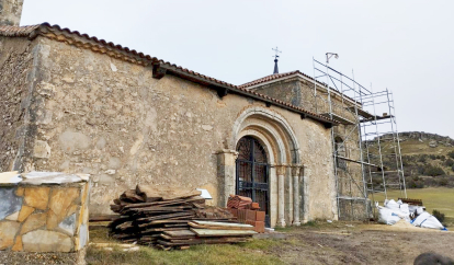 Obras en la ermita de Santa María de las Hoyas