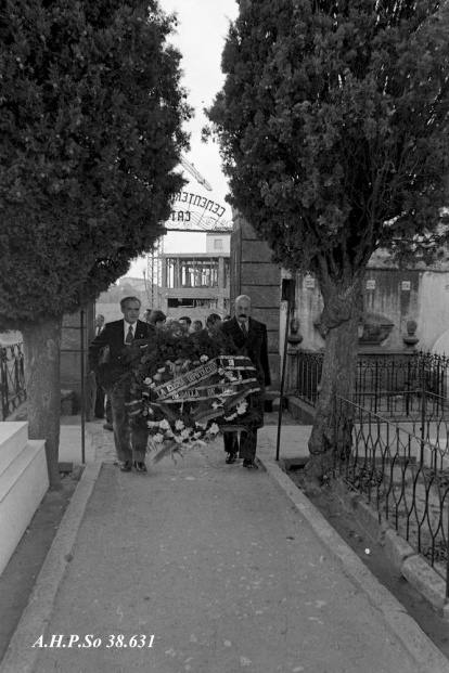 Cementerio. Homenaje a D. Clemente Saenz García en 1973