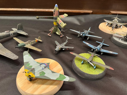 Miniaturas pintadas con maestría en el Casino