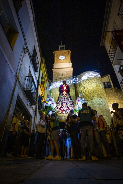 Bajada de Jesús Nazareno en las fiestas de Almazán. MARIO TEJEDOR (60)