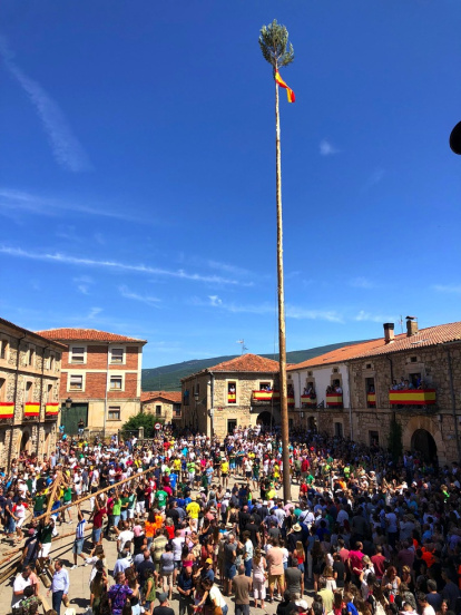 Fiestas de Vinuesa 2022, día de la Pingada del Mayo. RAQUEL FERNÁNDEZ