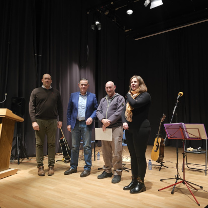 Entrega de los premios de poesía, prosa, fotografía y excelencia académica en El Burgo de Osma.