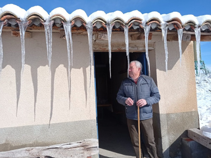 Carámbanos en la bodega de los hermanos Medrano