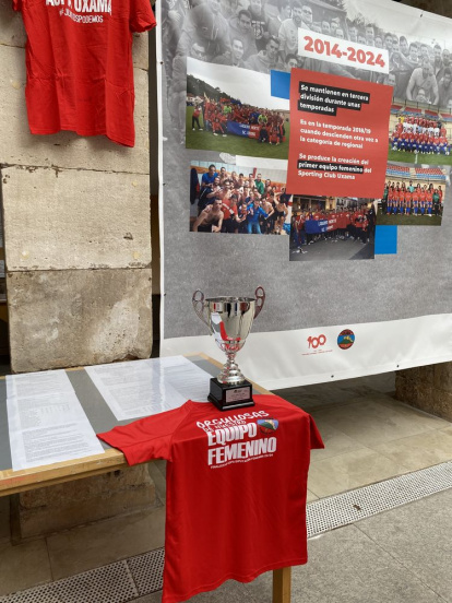 Trofeos, camisetas, botas, recortes de prensa y otros elementos de la historia del club