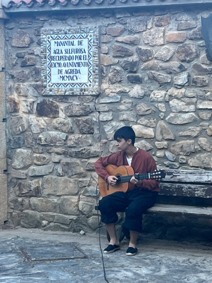 El grupo de tatro Aregrada en una de sus primeras representaciones