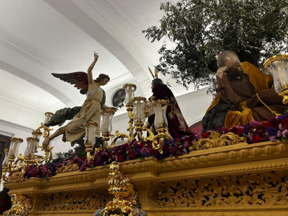 La Cofradía de la Oración en el Huerto de Soria se reúne en Sevilla con sus homólogas.