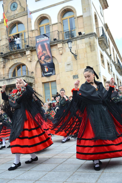 Covaleda abre su X Feria del Chorizo y el Concurso al ‘Mejor Chorizo del Mundo'