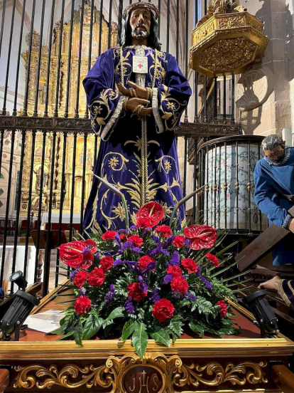Talla que procesiona en Medinaceli