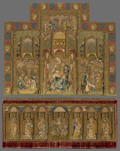 Vista completa del retablo.