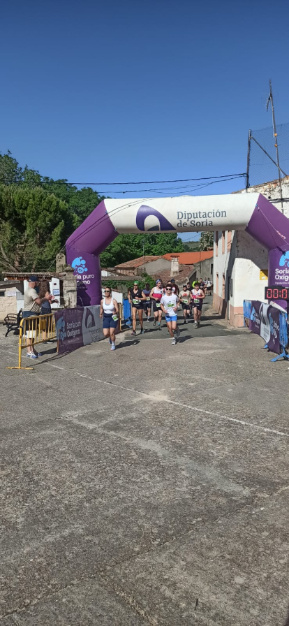 Benamira revive con el I Trail del Jalón ganado por Jordán Lázaro y Virginia Quellca.
