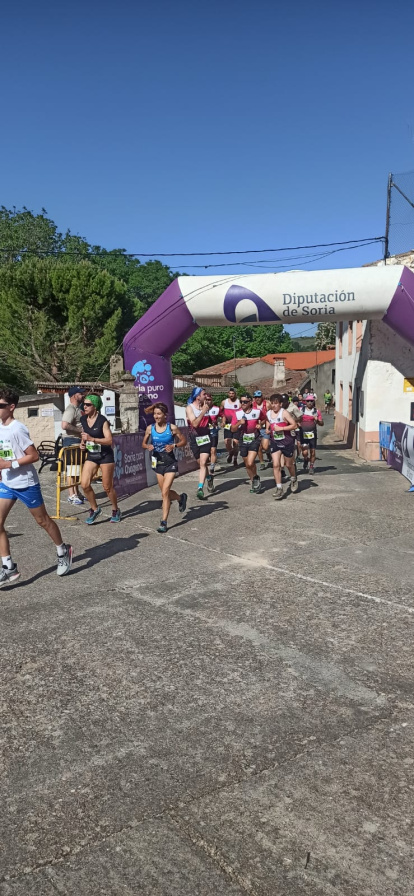 Benamira revive con el I Trail del Jalón ganado por Jordán Lázaro y Virginia Quellca.
