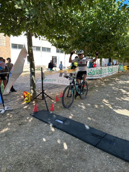Las pruebas consistieron en un regorrido largo de 60 kilómetros y el corto de 25.