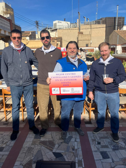 La Casa de Soria en Valencia ha celebrado este sábado un entrañable homenaje al socio.