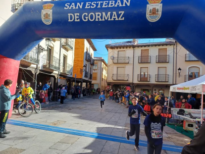 San Esteban de Gormaz acogió esta mañana una animada jornada de running y convivencia.