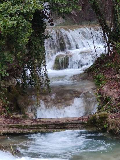 La Cascada de La Toba con una fuerza que estremece