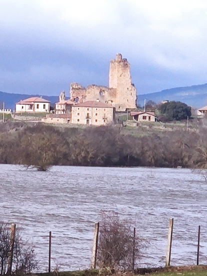 Las avenidas multiplican la atención hacia Cuerda del Pozo mientras la laguna vuelve a lucir en Hinojosa.