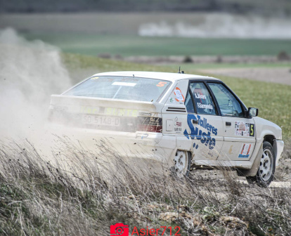 Los pilotos en el circuito de Almajano