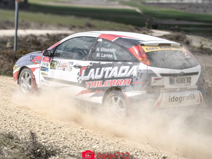 Los pilotos en el circuito de Almajano