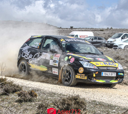 Los pilotos en el circuito de Almajano