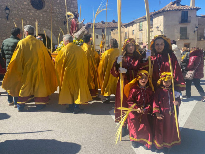 La Semana Santa burguense arrancó con 'La Borriquilla'