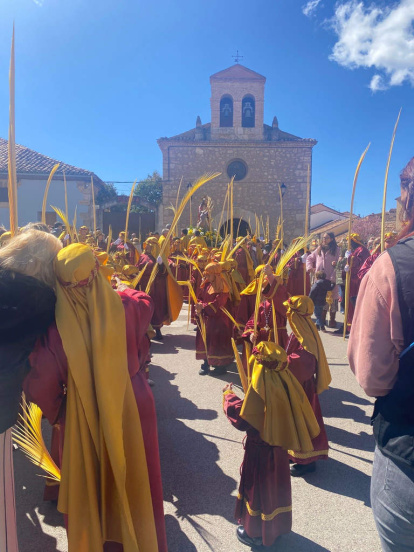 La Semana Santa burguense arrancó con 'La Borriquilla'